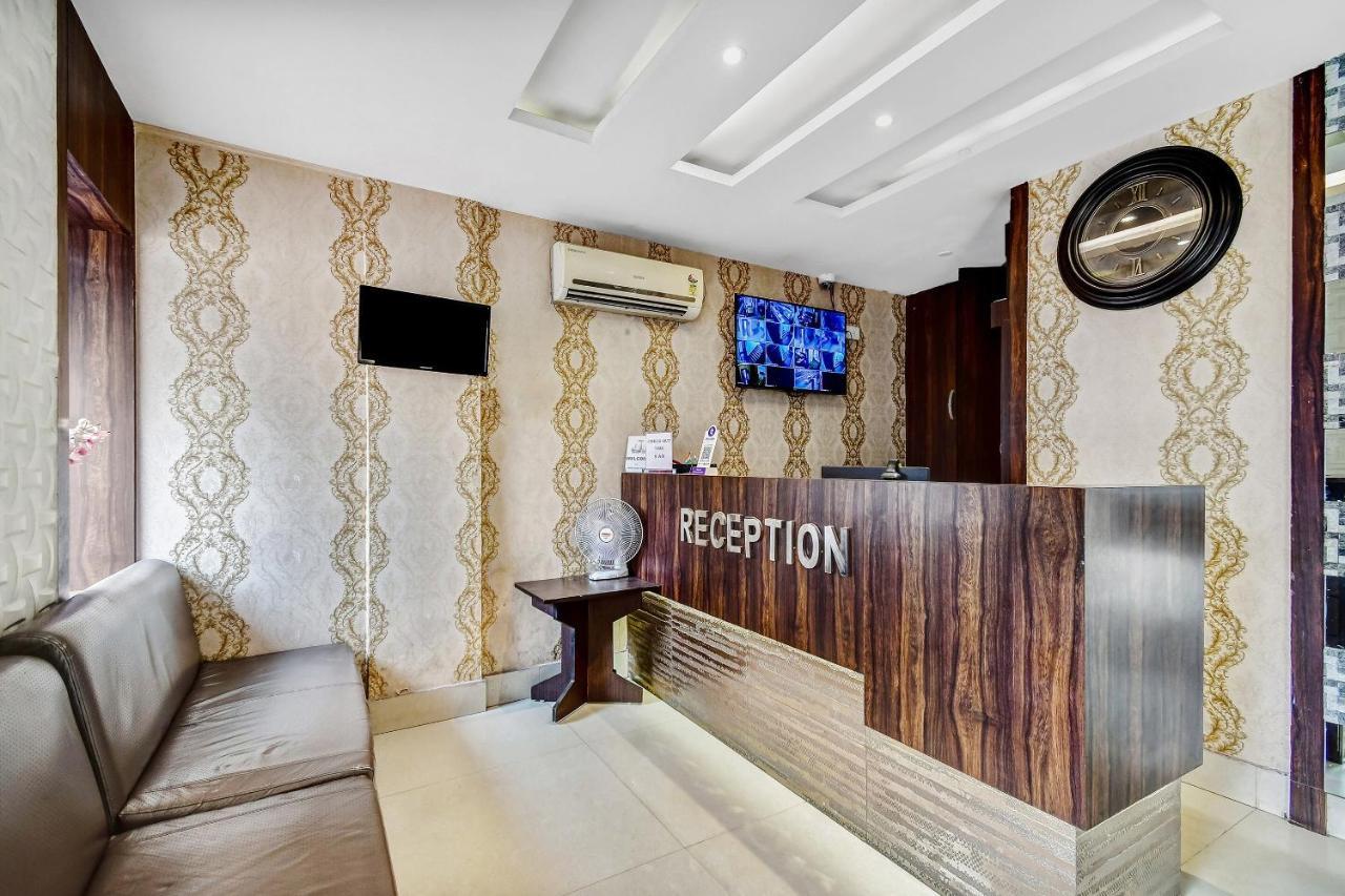 Capital O Kabita Guest House Near Acropolis Mall Kolkata Eksteriør bilde