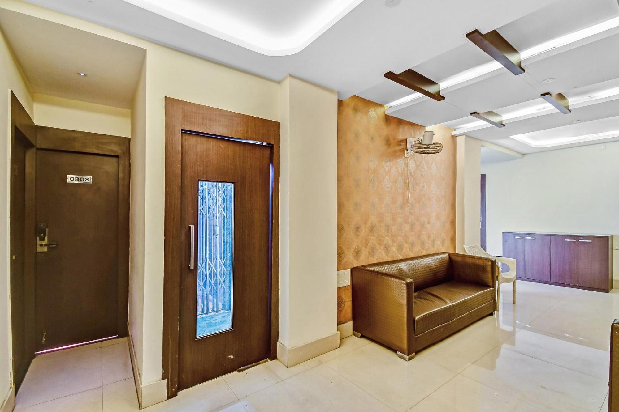 Capital O Kabita Guest House Near Acropolis Mall Kolkata Eksteriør bilde