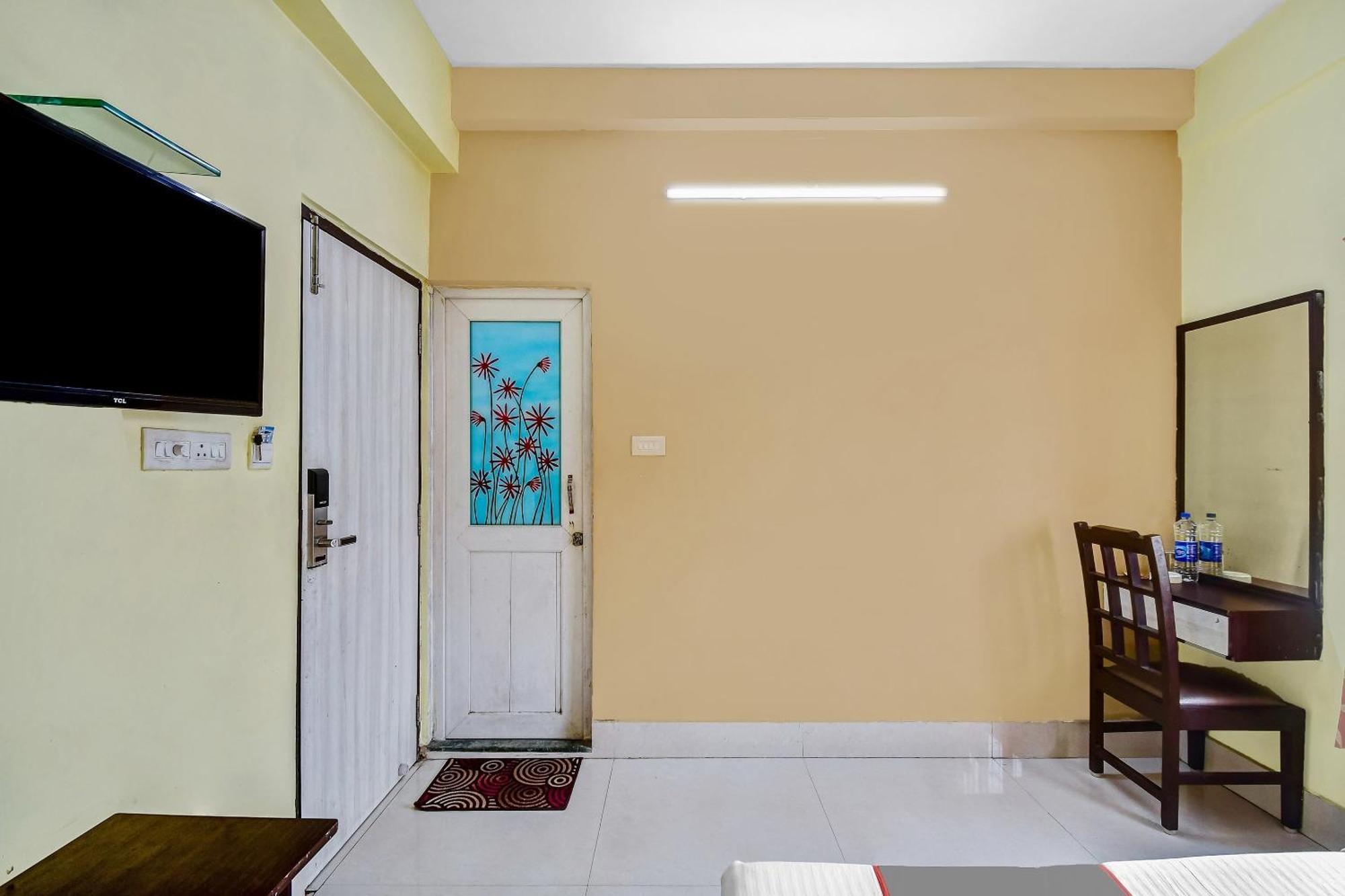 Capital O Kabita Guest House Near Acropolis Mall Kolkata Eksteriør bilde